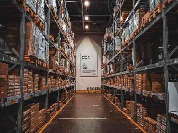 Planos de Distribución Industrial de almacenes Guia 2026 3 digitalizacion-almacenamiento-industrial-en-caracas